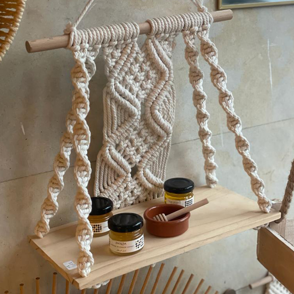 Étagère en macramé